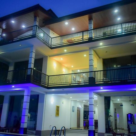 Minuri Villa Хіккадува Екстер'єр фото