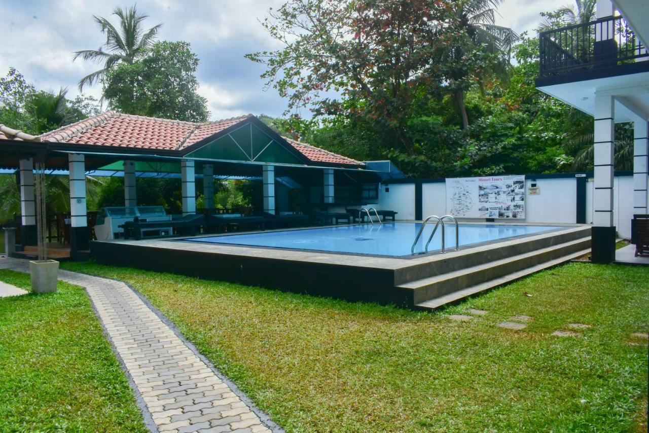 Minuri Villa Хіккадува Екстер'єр фото