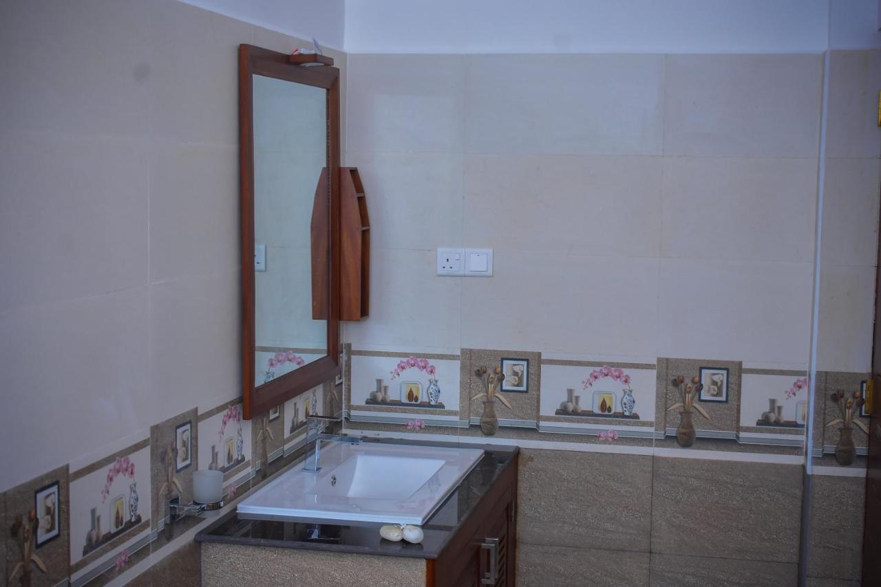 Minuri Villa Хіккадува Екстер'єр фото
