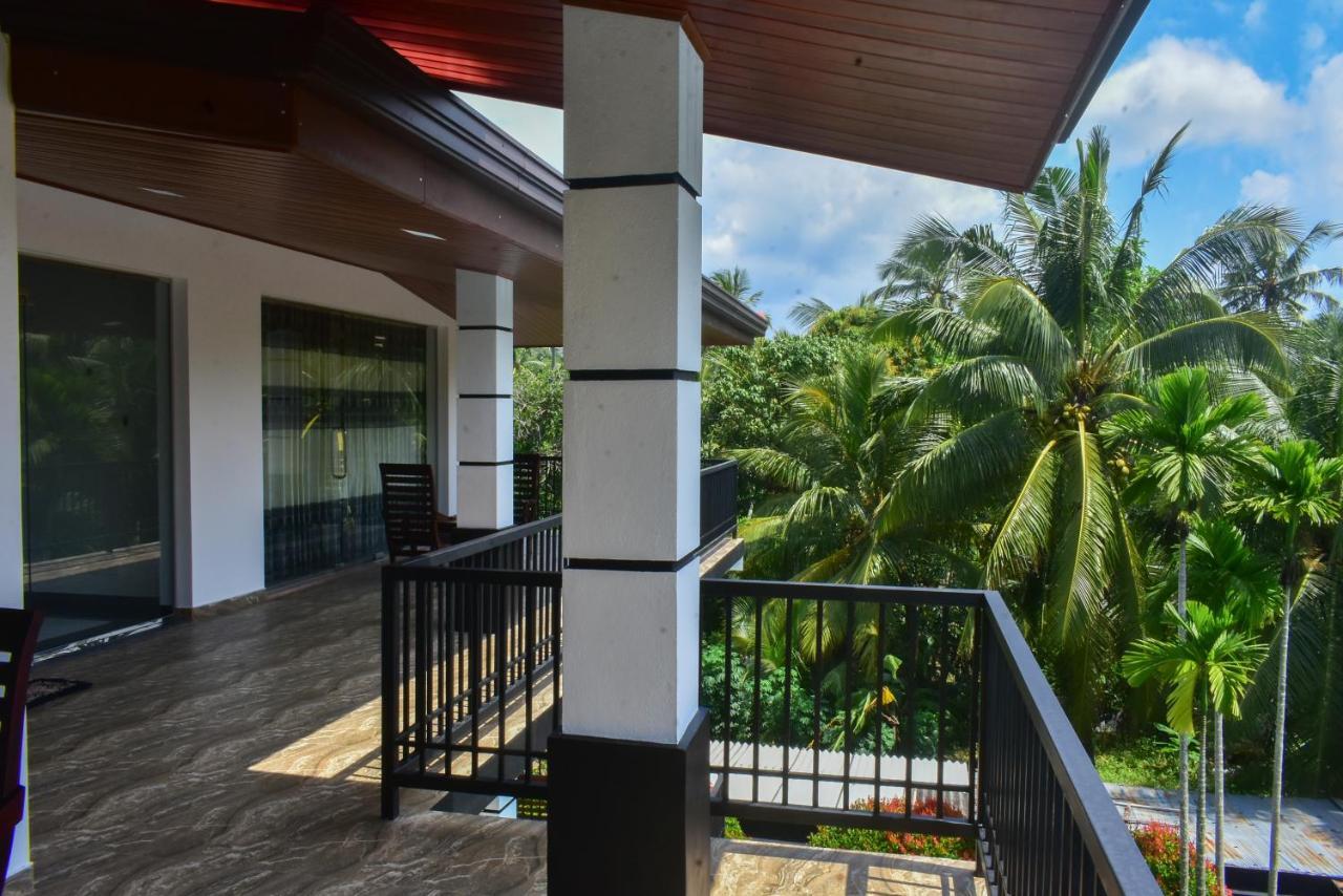 Minuri Villa Хіккадува Екстер'єр фото